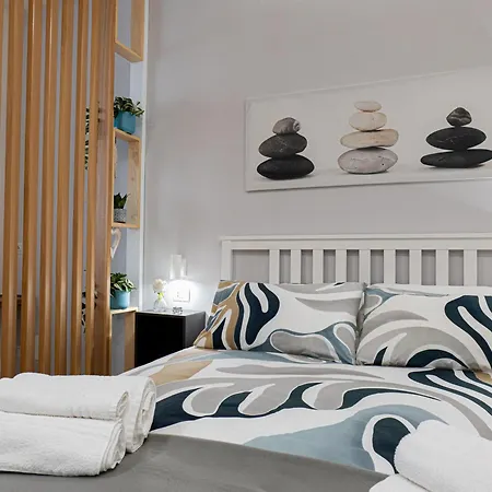 Aura Holiday home Catania